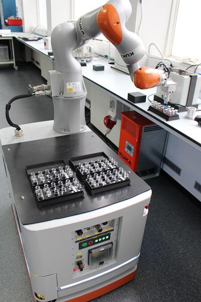 New research grant to combine computational chemistry and robots