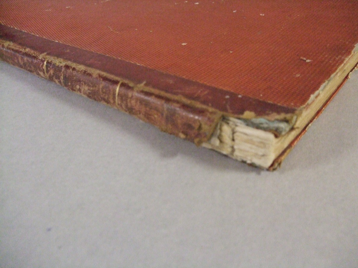 Immagini di un restauro benvenuti su legatoriaoropa! Restaurare un libro