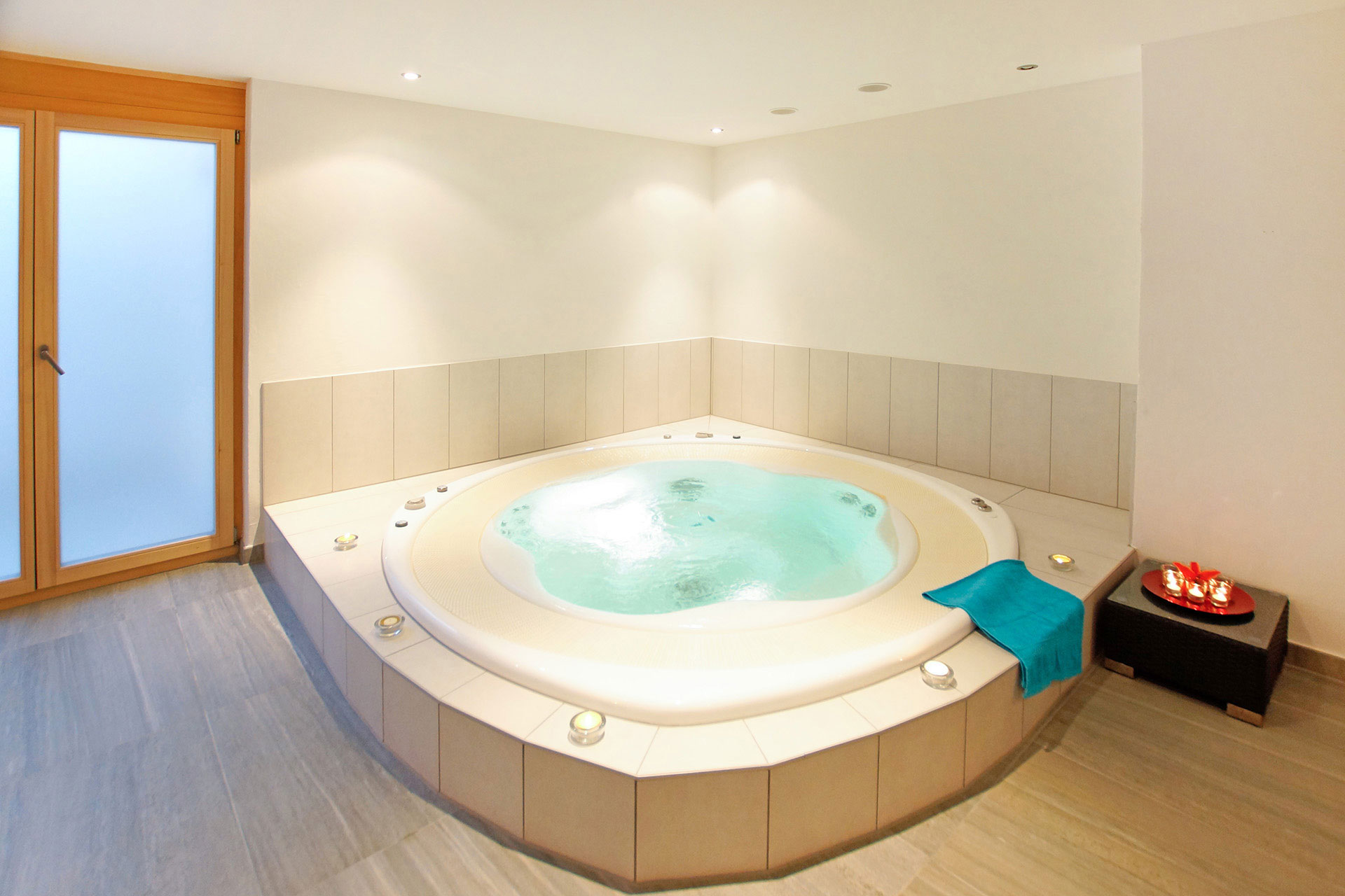 whirlpool beim appartement ski heaven