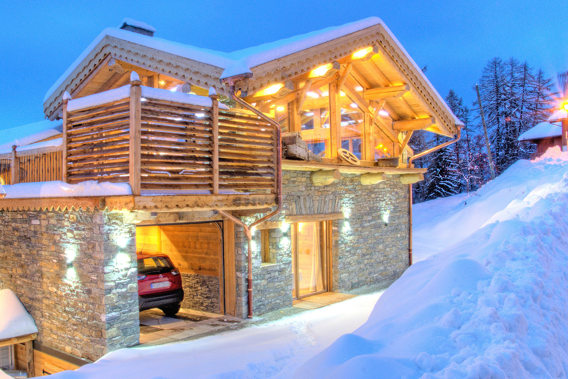 Aussen Abends Chalet Cristal Diamant du Paradis