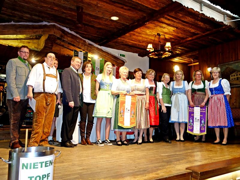 Vierer-Bezirksmeisterinnen EC-Oberndorf