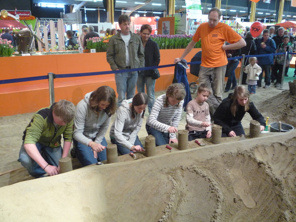 Besuch der BEA Expo 2010 in Bern zum Thema "Gastland Holland" zu einem Workshop bei einem bekannten holländischen Sandskulpturenkünstler