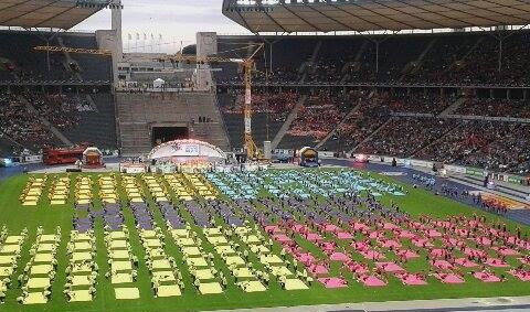 Turngala im Berliner Olympiastadion - 55000 Zuschauer erleben eine tolle Show