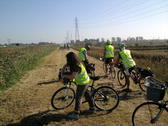 Argine Dx Canale Valtorta - Rampa di Accesso presso Campo da Cross