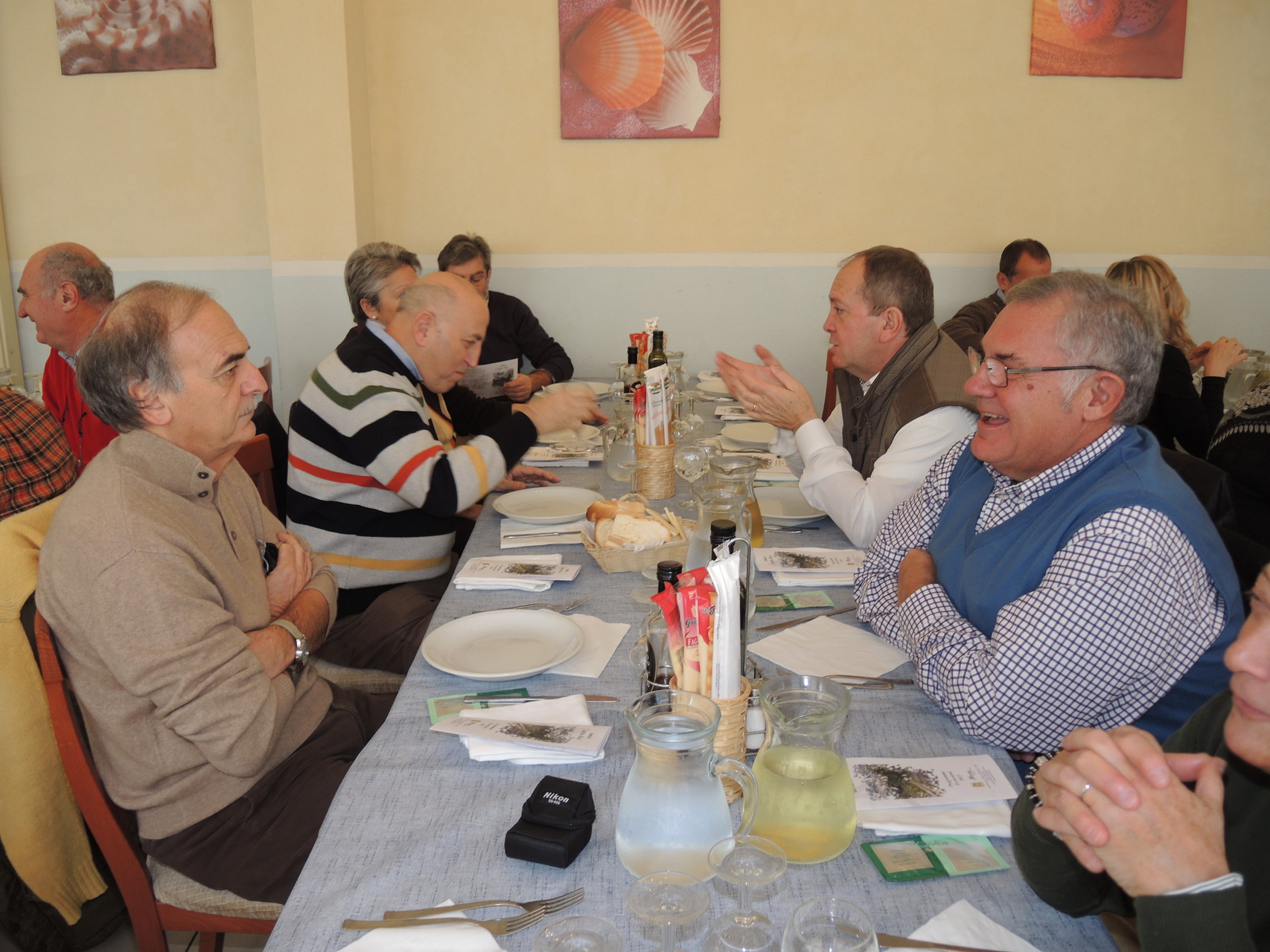 Ugo e Claudio, si inizia con i piatti vuoti