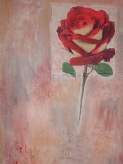 Die Rose wurde auf eine Malplatte aufgebügelt und diese dann auf einen Keilrahmen geklebt. Der Stengel ist gemalt.