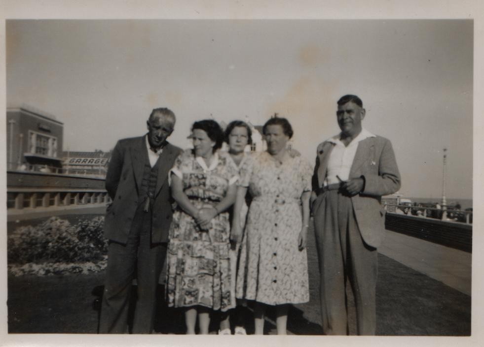 JGML collection: from left, Albert Miller, Lily Grainge, Dolly, Maud and Fred Leather