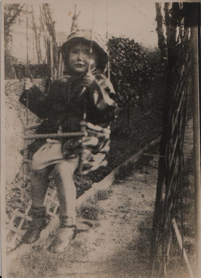 circa 1932 JGML