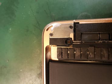 Apple iPadmini5画面修理方法 - カバーガレージ恵比寿|スマホ Apple iPadmini5画面修理方法 - カバーガレージ恵比寿|スマホ