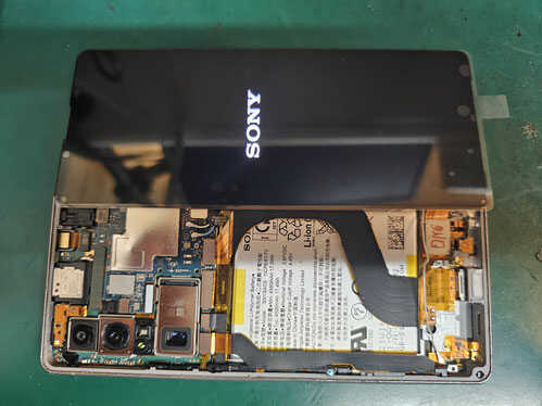 SONY Xperia 1 Ⅳディスプレイ（画面）修理方法 - カバー