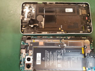 Google Pixel4a 5Gバッテリー交換方法 - カバーガレージ恵比寿