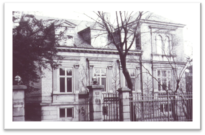 La suntuosa villa in cui era allocato Regnecentralen. 