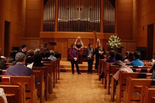 Konzert mit Tankas von Tohoku Überlebenden