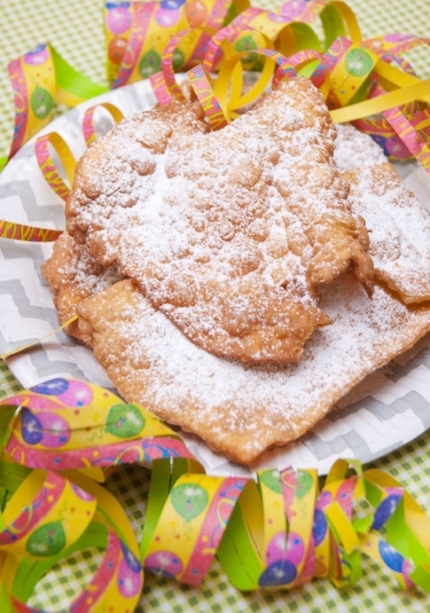 Bild: Badische Scherben, ein Rezept für Karneval Partyfood von Bloggerin Lisa (draufgeklatscht.de) auf Partystories.de