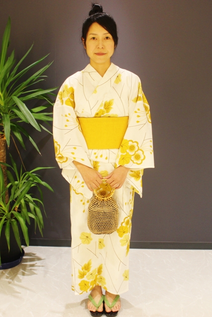 横浜で浴衣の着付け。専用個室で。