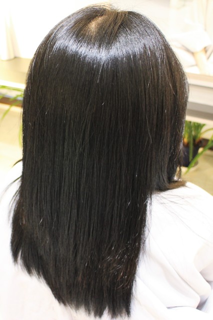 ポイントデジタルパーマとヘアカラーも一緒にしました。ありがとうございました
