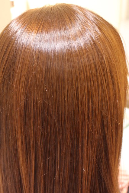 ヘアカラーも一緒に