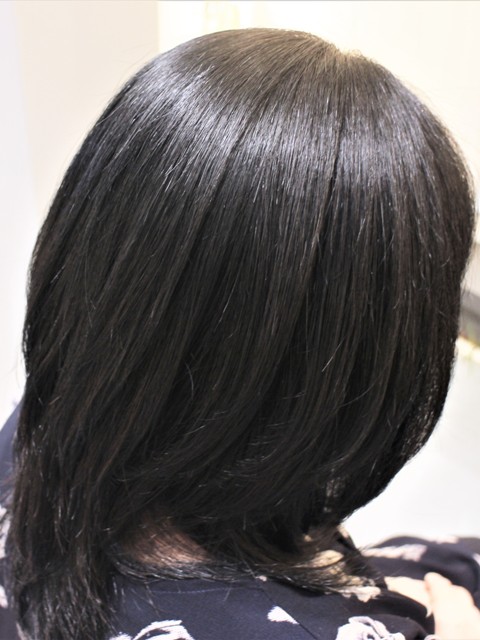 ヘアカラーと毛先のカールも一緒にしました　ありがとうございました