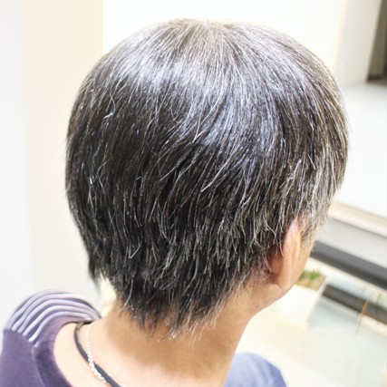 縮毛矯正で男性も髪のお手入れがしやすくなります。ありがとうございました。