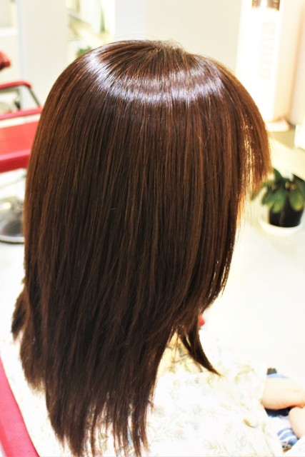 5か月ぶりの縮毛矯正はヘアカラーも一緒にしました。ありがとうございました。