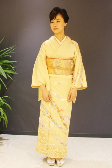 横浜で訪問着の着付け