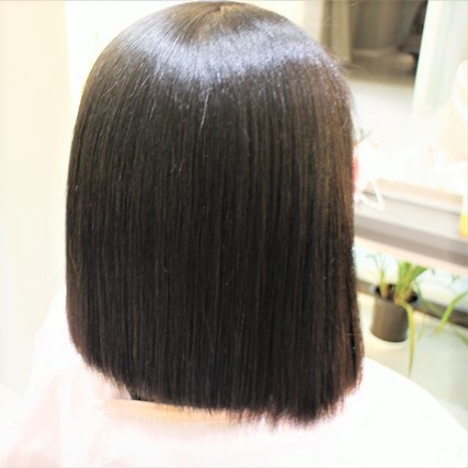 縮毛矯正と一緒にヘアカラーもしました。ありがとうござういました。