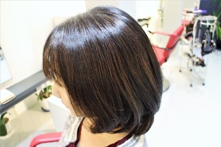 縮毛矯正と毛先カール