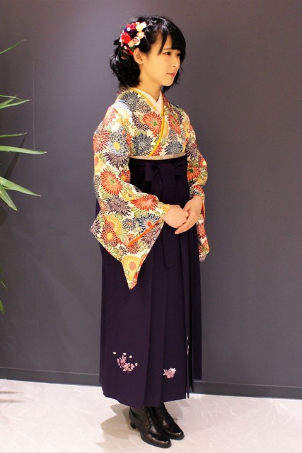 卒業式 入学式は着物や袴でお祝い 着付けとヘアセットは綱島で早朝ok 美容室キュライヘアー Quly Hair 卒業式 入学式は着物や袴でお祝い 着付けとヘアセットは綱島で早朝ok 美容室キュライヘアー Quly Hair