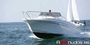 Altair Amber 650 de alquiler en a30nudos.es