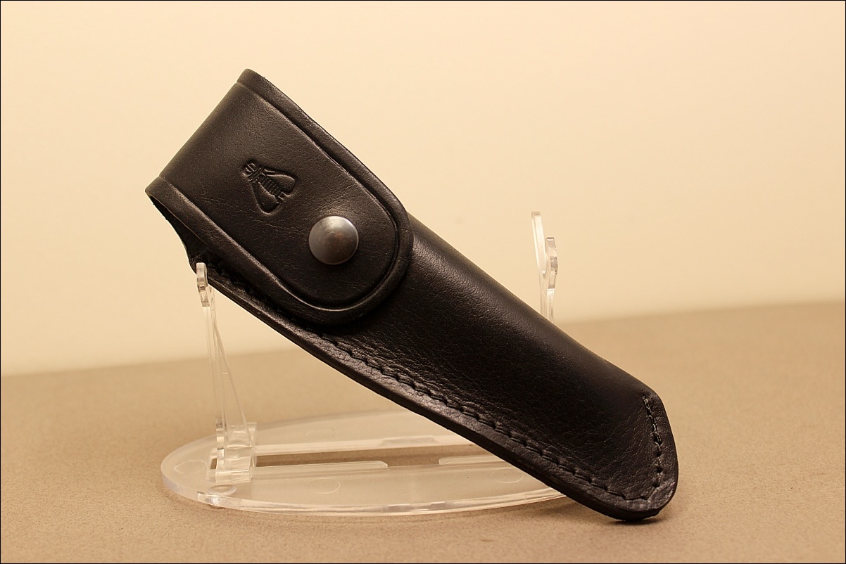 30 ☆LAGUIOLE EN AUBRAC ラギオール・アン・オブラック・本革 30 ☆LAGUIOLE EN AUBRAC ラギオール・アン・オブラック・本革