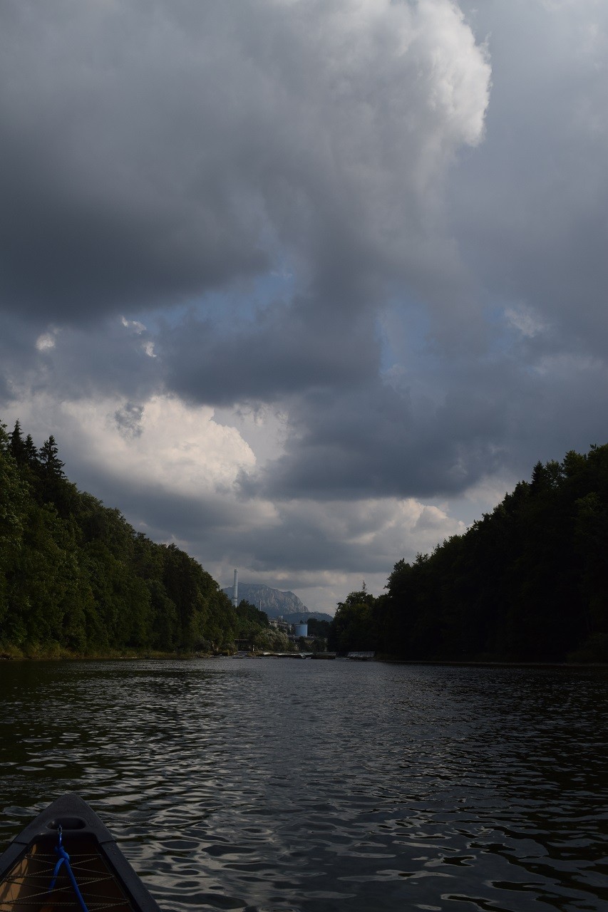 Styrermühl Blick Richtung Laakirchen mit dem Traunstein im Hintergrund.