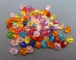 Acrylperlenr, leichte Schmuckelemente z.B. für Häkelketten