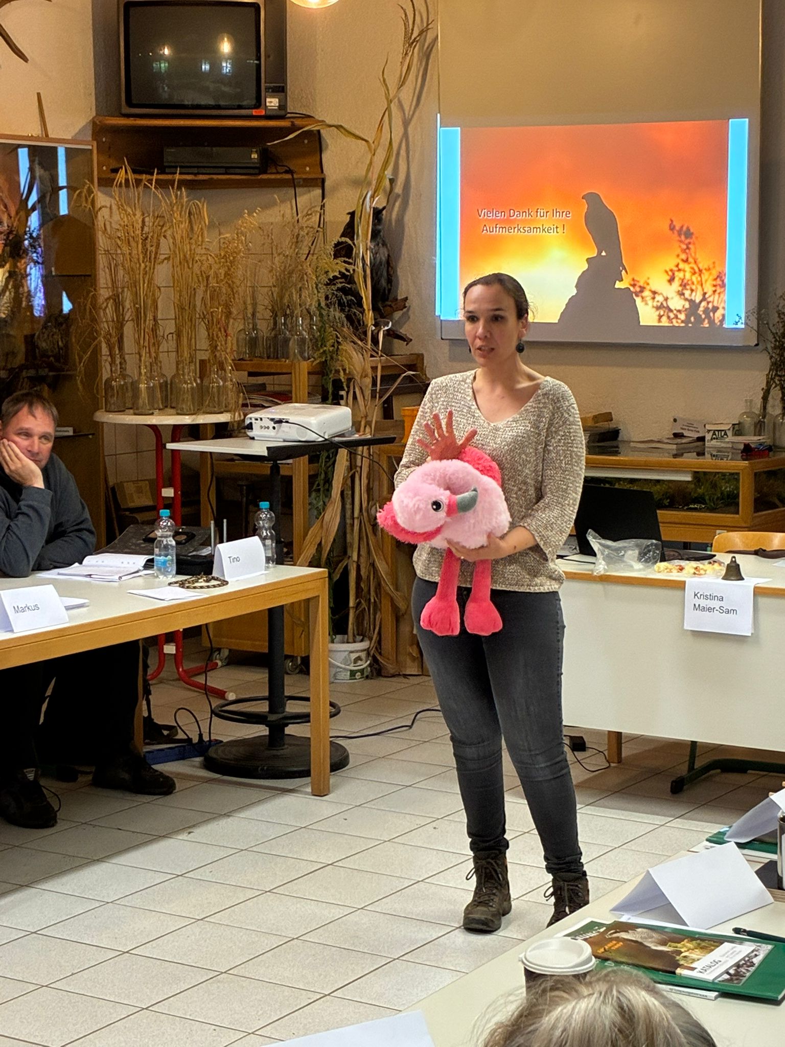 Dr. Kristina Maier-Sam referierte zu einem der wichtigsten Themen in der Falknerei - der Greifvogelmedizin