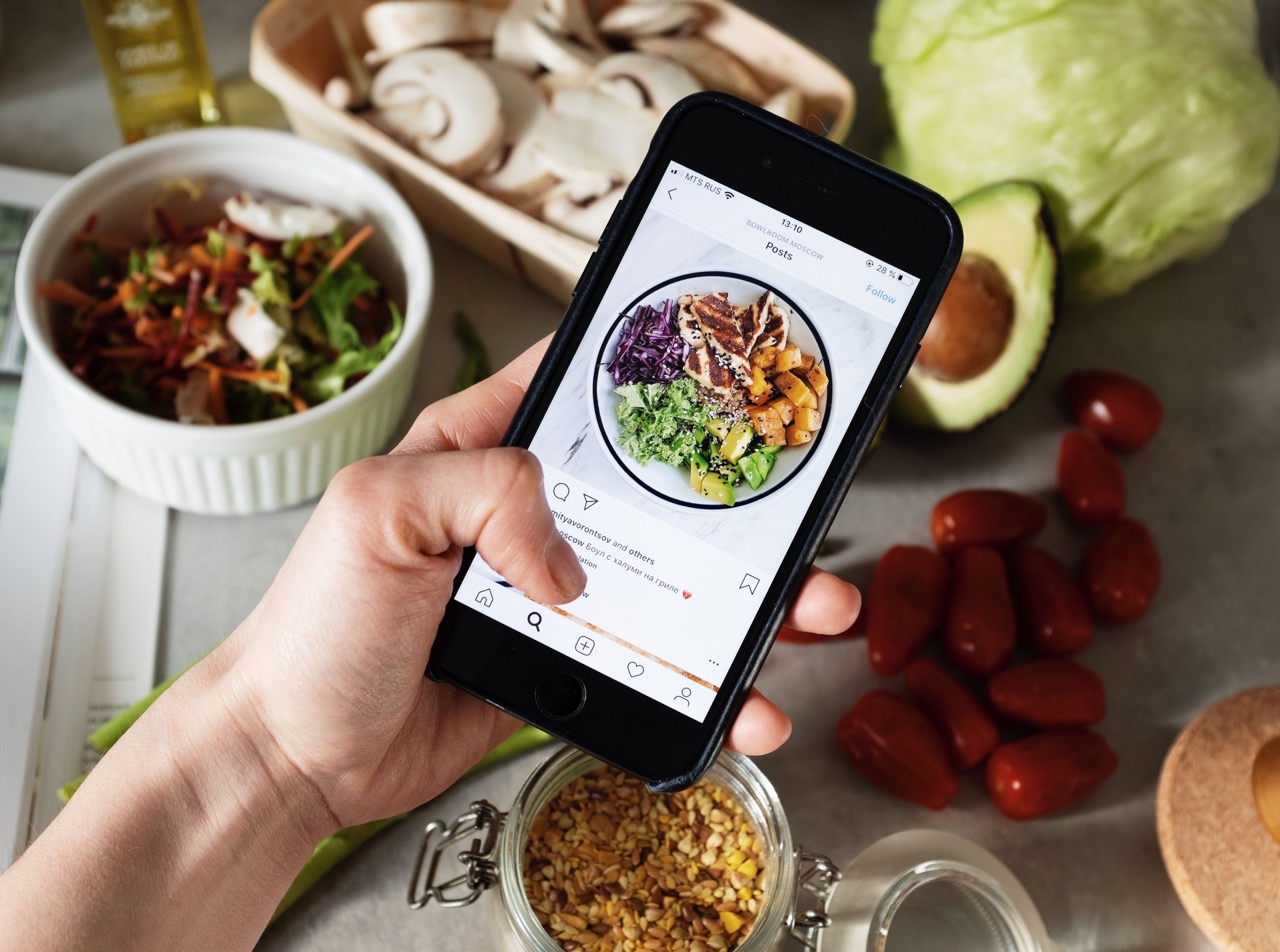 【飲食店】インスタグラム投稿で、きれいすぎる料理写真がNGの理由4つ
