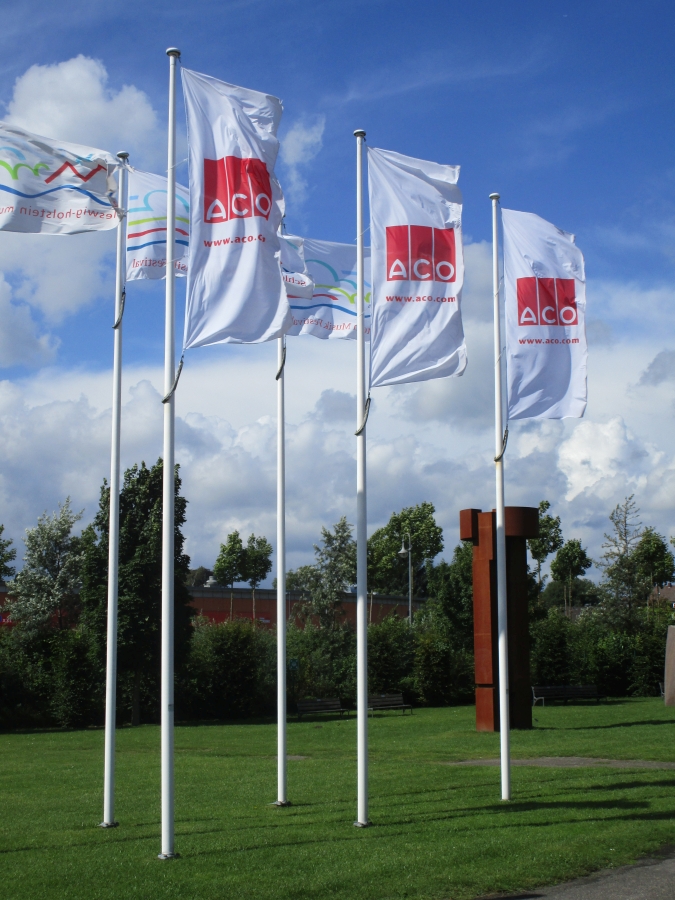 Flagpoles/Flags
