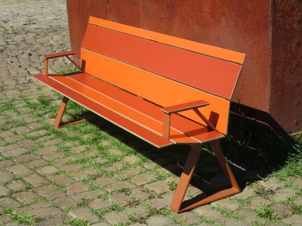SWING 02 HPL Seat