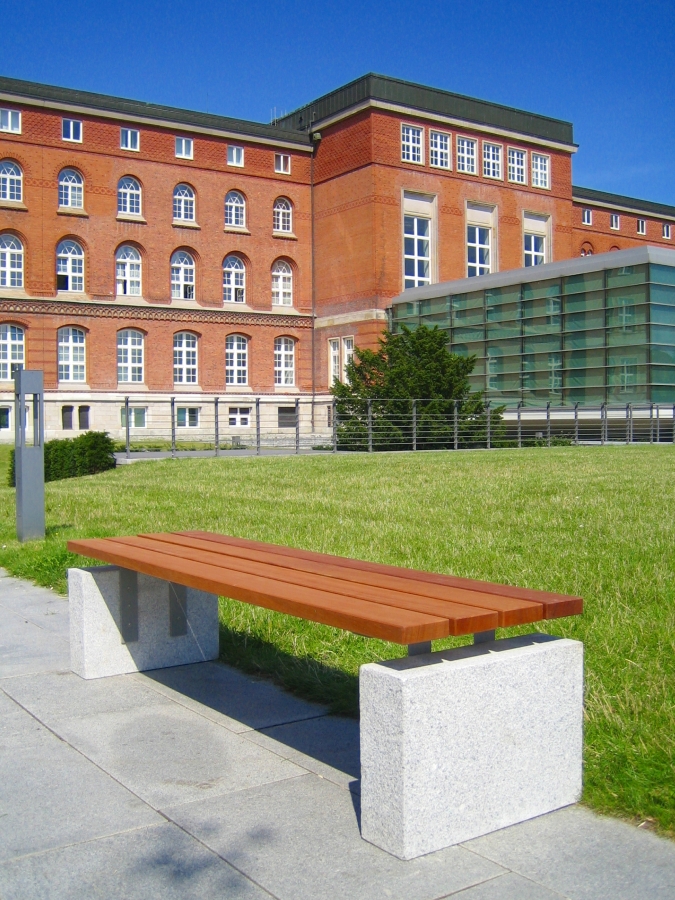Seats Stone/Concrete