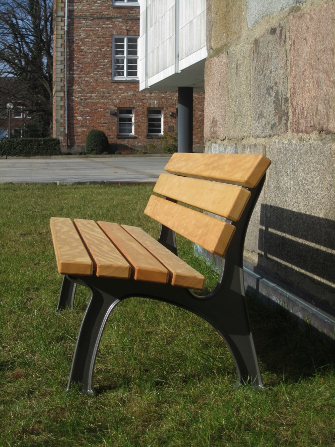 Seats Cast Iron/Wood