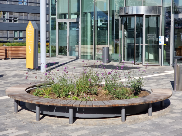 PLURAL Round Bench