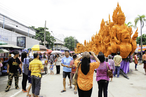 Umzug in Ubon Ratchathani