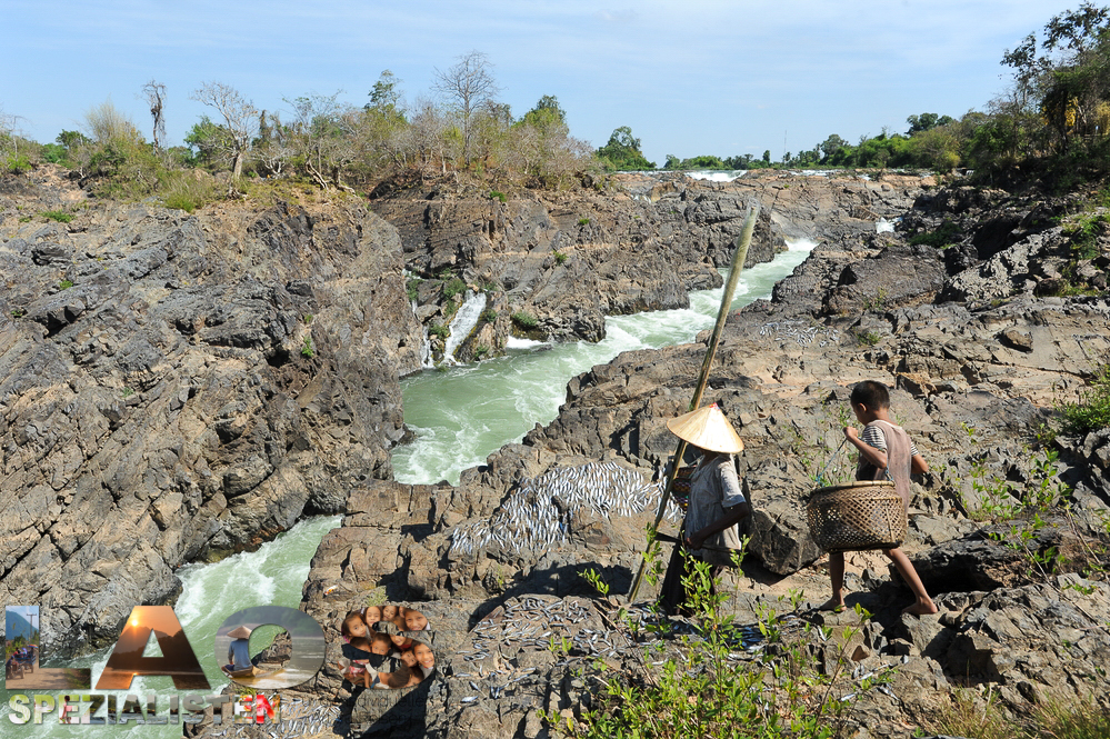 Tat Somphamit Waterfalls