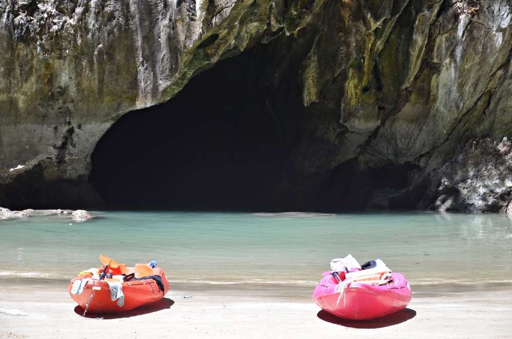 Besondere Sehenswürdigkeit auf Koh Mook: Emerald Cave