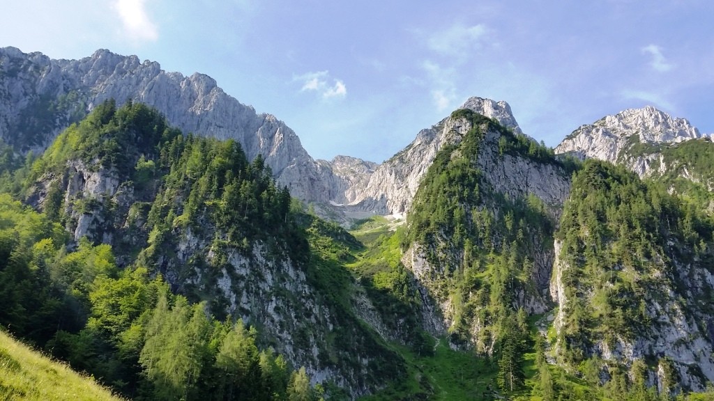 Ausblick auf den Zahmen Kaiser / Pyramiedenspitze