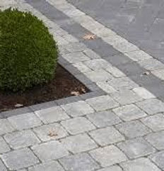 Pavés de béton assortis