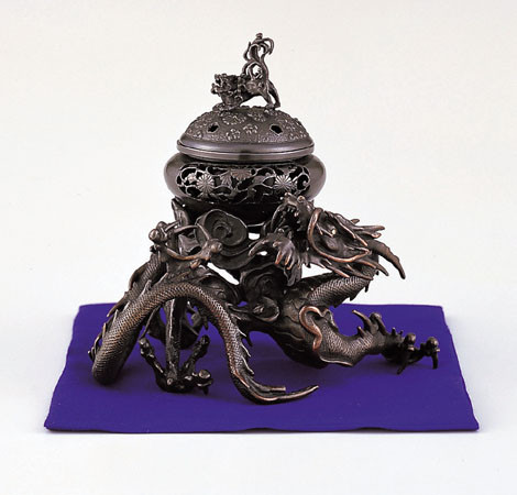 鋳銅製香炉（２） - 高岡銅器展示館