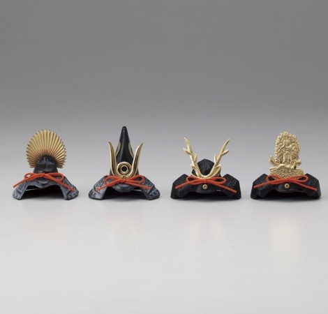 ミニ兜・豆兜 - 高岡銅器展示館