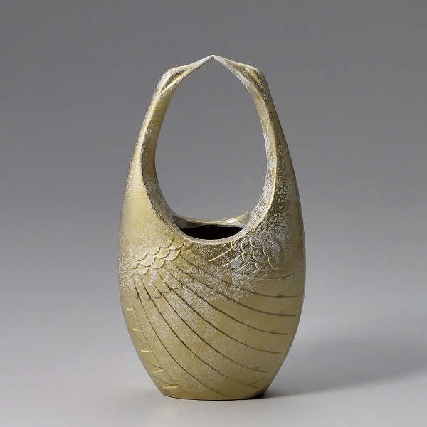 合金製花瓶 - 高岡銅器展示館 合金製花瓶 - 高岡銅器展示館