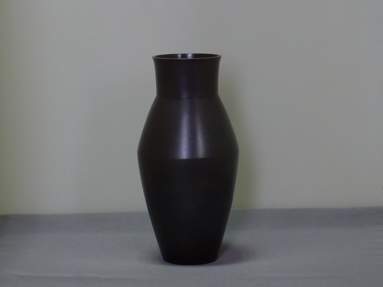 A42.青銅花瓶 - 高岡銅器展示館 A42.青銅花瓶 - 高岡銅器展示館