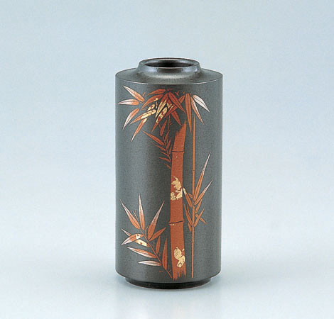 銅製花瓶(5) - 高岡銅器展示館