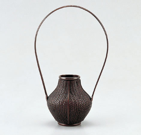 銅製花瓶(3) - 高岡銅器展示館 銅製花瓶(3) - 高岡銅器展示館